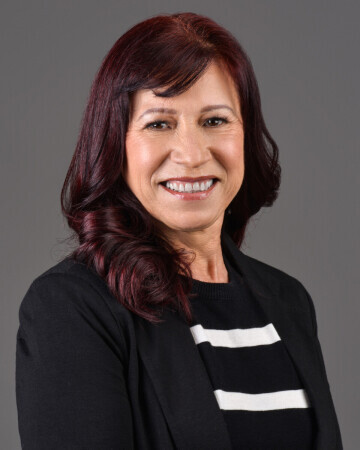 NOEMI THEODORO SIMOES