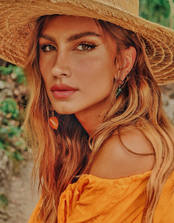 Alana Tavares