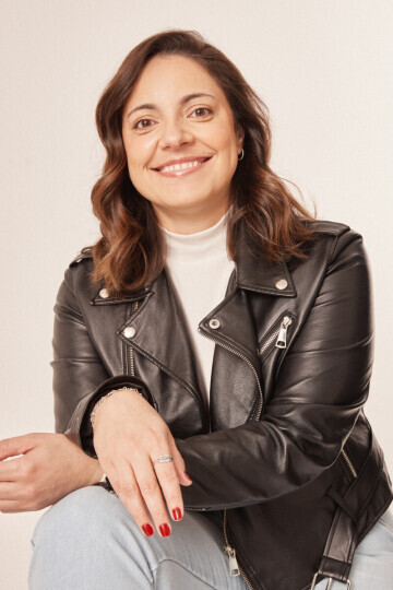 THAIS CRISIELE