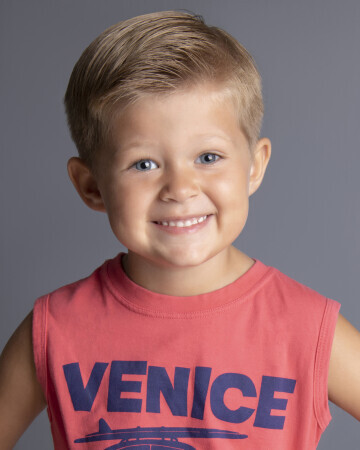 BENJAMIN WOSNIAK